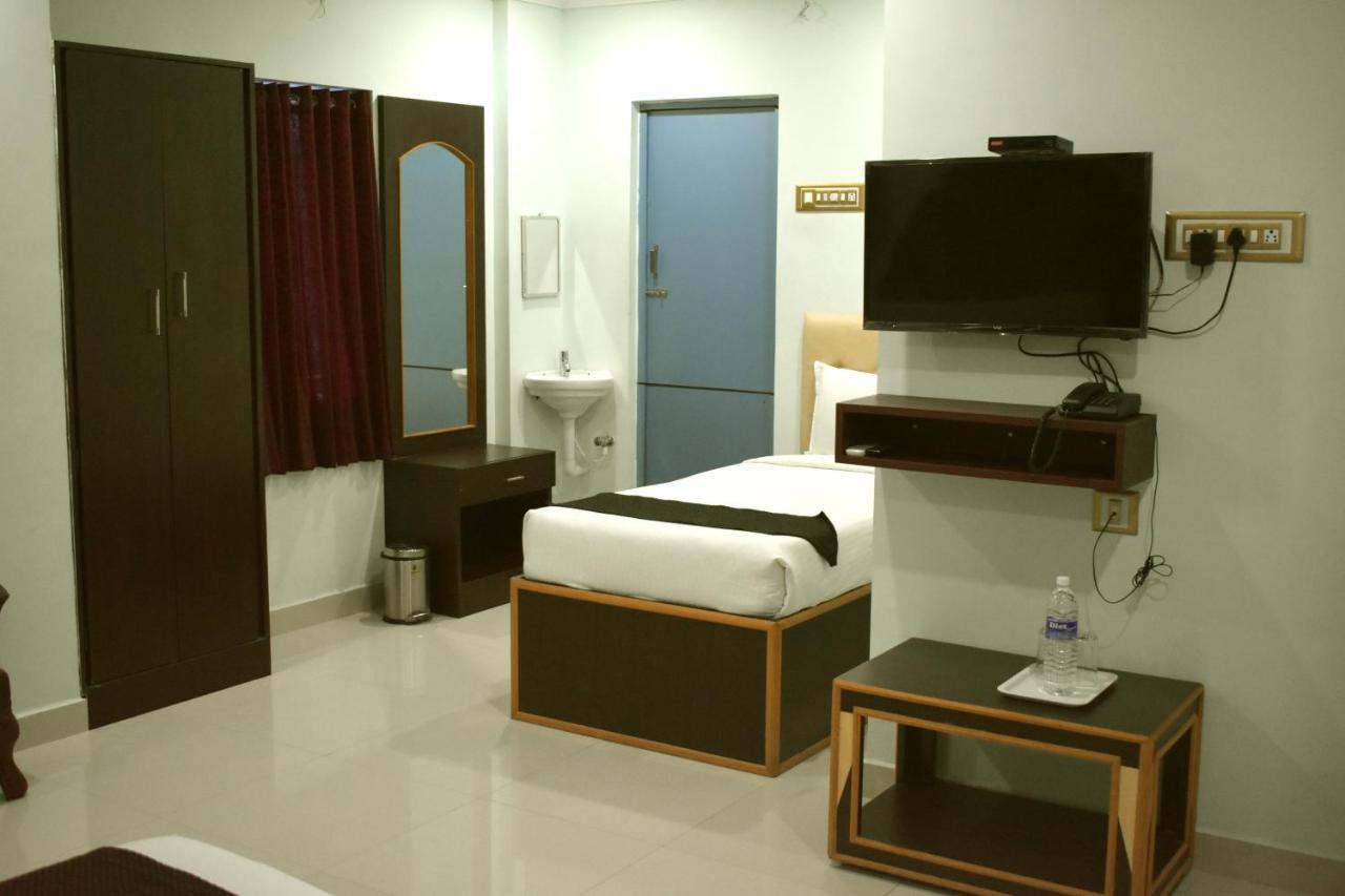 Tiruchirappalli Hotel Apple Park Inn מראה חיצוני תמונה